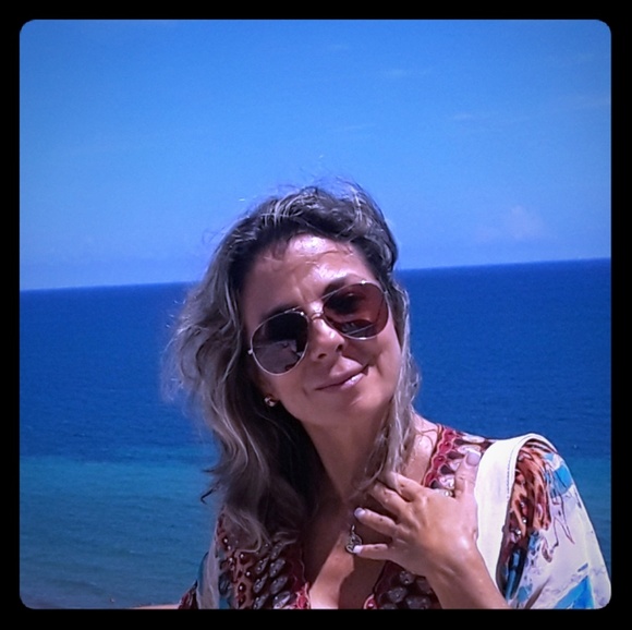 Meet your Posher, Emese - Picture 1 of 1